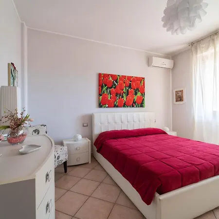 Διαμέρισμα Pacinotti 28 *